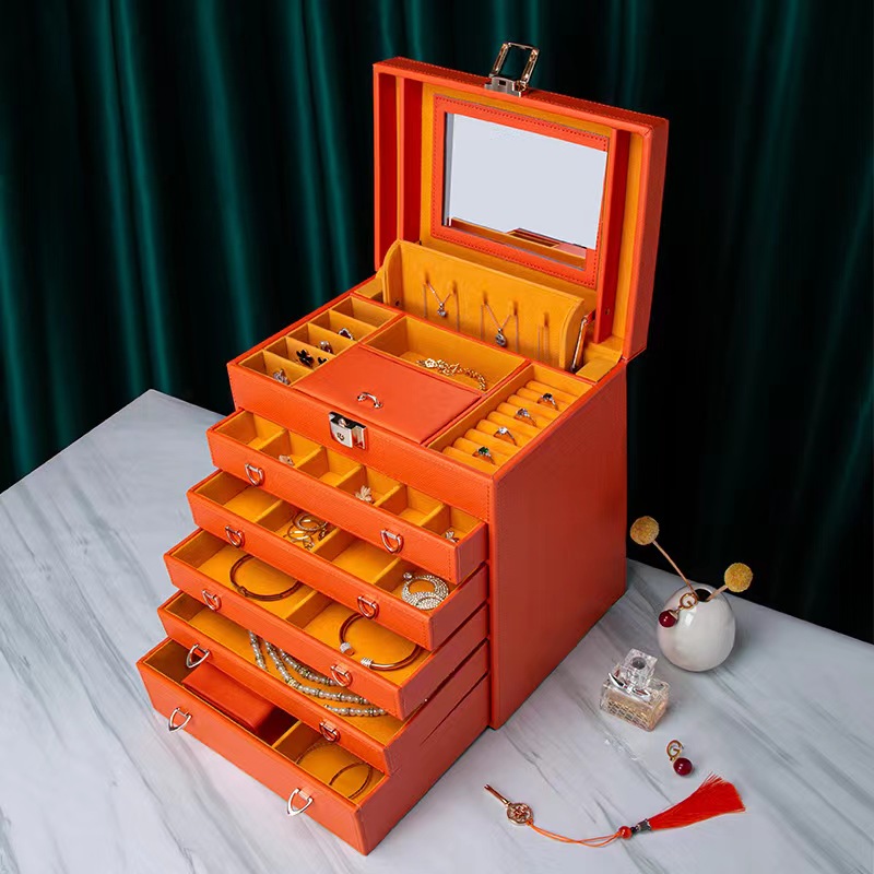 The Ultimate Guide to Choosing the Perfect Jewelry Box